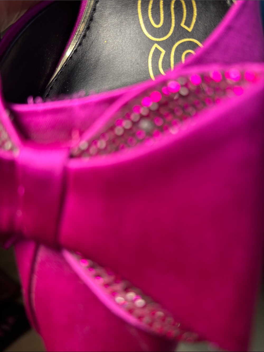 Missing one bling Express Women's Magenta Satin Pointed Toe Bow Slingback Heels - Picture 13 of 14